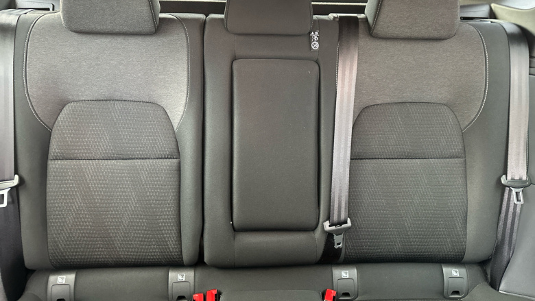 Nissan Qashqai 1.3 DiG-T MH N-Connecta 5dr Petrol Hatchback